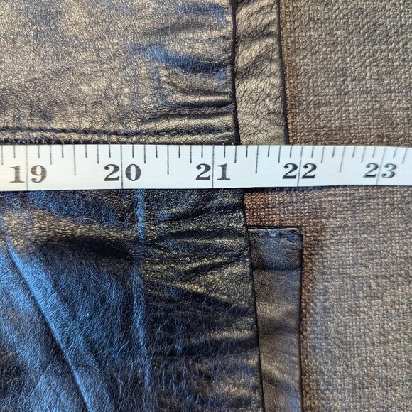 Preview Leather Mini Skirt | Vintage Black | 100% Leather - Picture 12 of 12